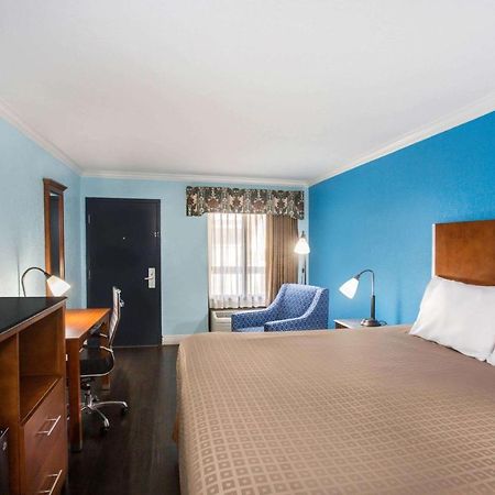Days Inn By Wyndham פלורידה סיטי מראה חיצוני תמונה