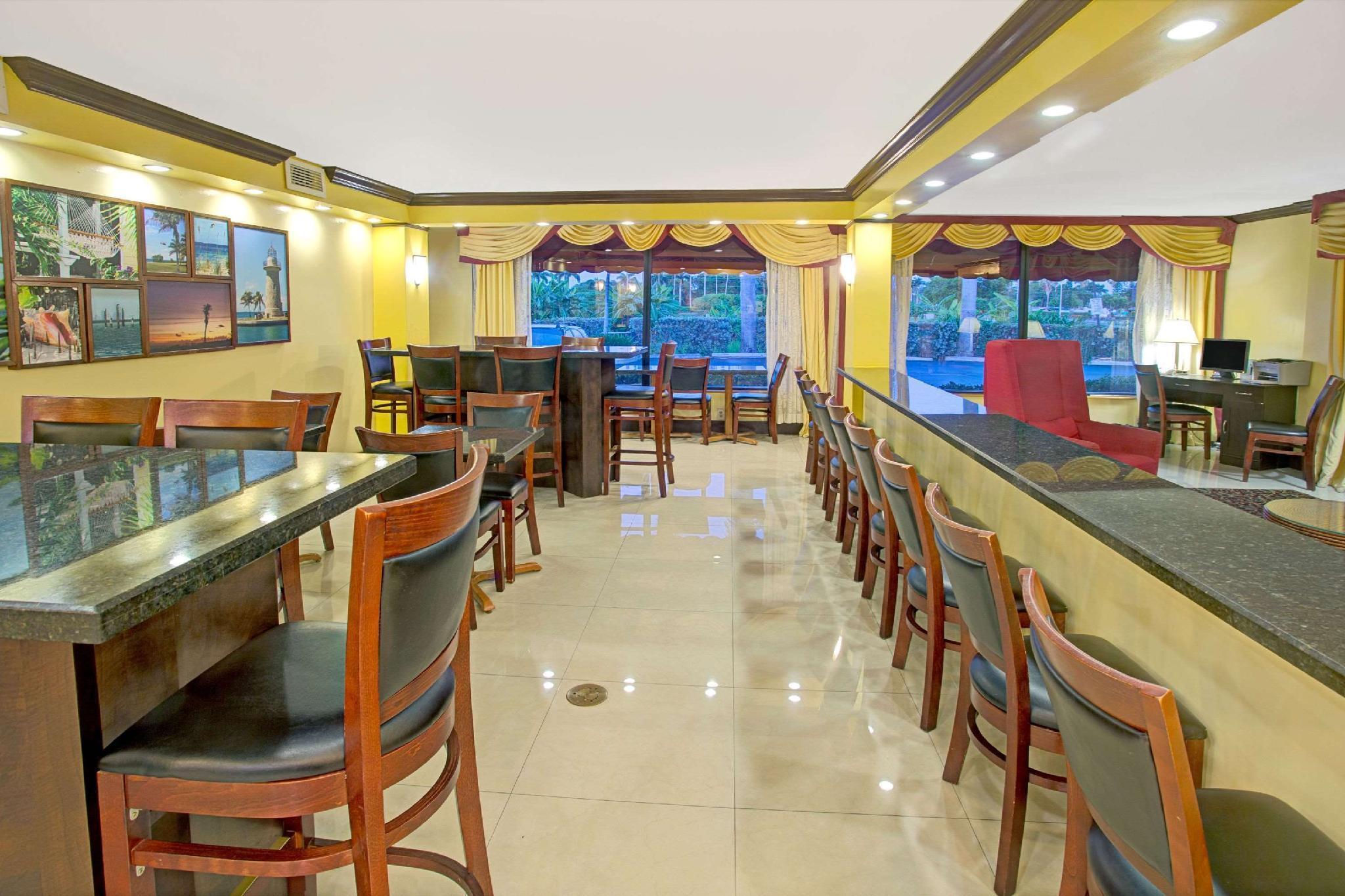 Days Inn By Wyndham פלורידה סיטי מראה חיצוני תמונה