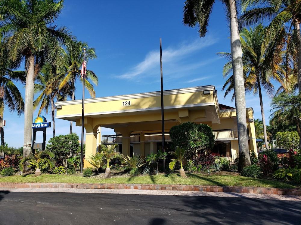Days Inn By Wyndham פלורידה סיטי מראה חיצוני תמונה